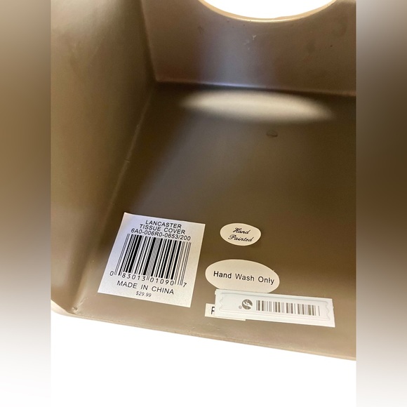 CROSCILL home Tissue Box Cover Lancaster Leaves Squares Decor Metallic - Picture 6 of 7